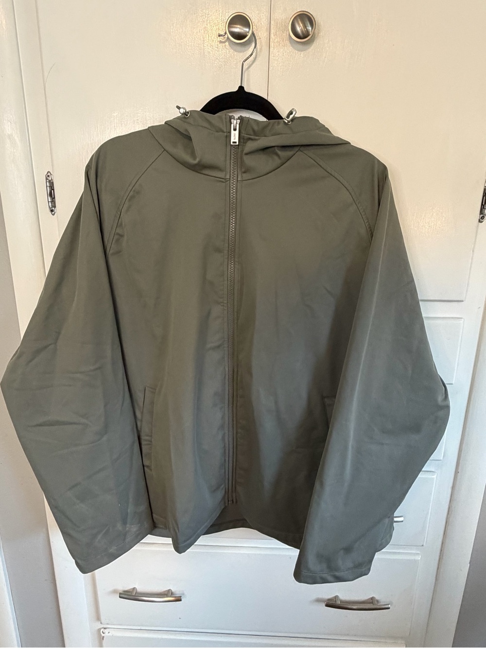 32 Degrees Heat Women’s 2X sage Hooded Full Zip Lightweight Jacket